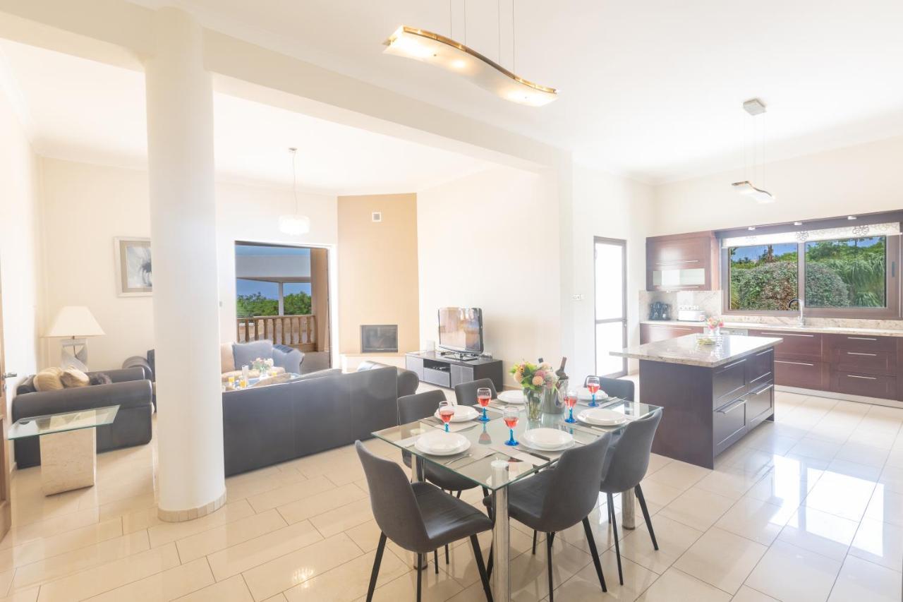 Sparta Luxury Villa Protarász Kültér fotó