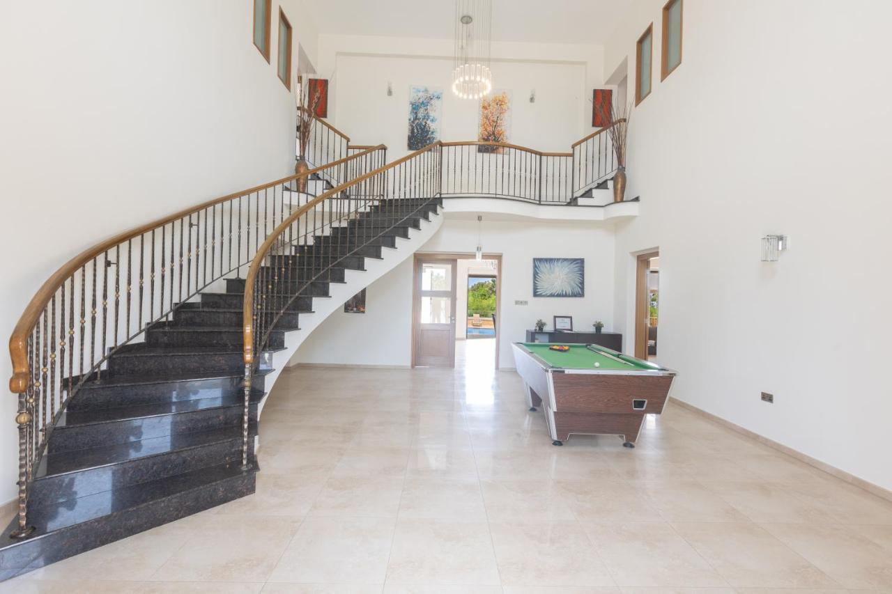 Sparta Luxury Villa Protarász Kültér fotó